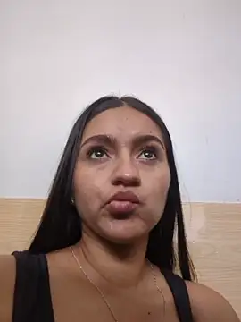 DulceCaroX - Play tits in public