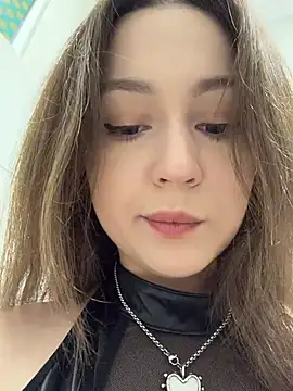 Peachy_Dream - massage my pussy under shorts and moan