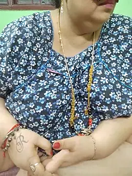 Tamil-mayasri - boobs oil