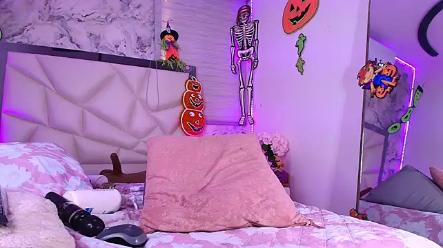 Lili_jhonson - HOT⭐🔥🍑