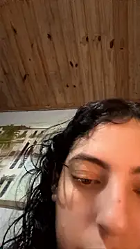 Flora-latin-girl - Orgasmo
