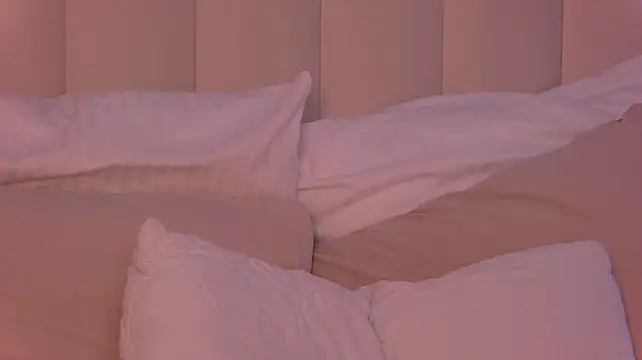 ArianaMell - Rub pussy in panties