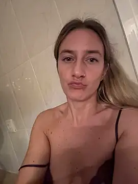 Lunamix - I WANNA CUM SO BAD! SQUIRT IN YOUR FACE