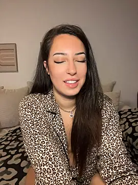 SissiVienna - TWERK & SHOW ASSHOLE LT 2 VIDEOS