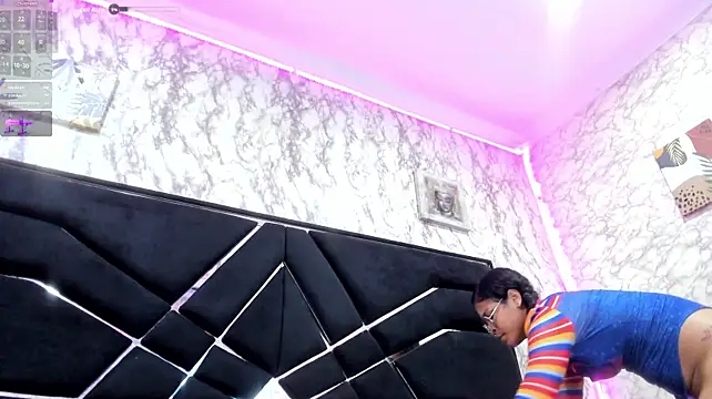 IVISBOUNCYASS - PLUG ANAL + creamy pussy🔥