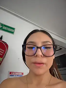 Amira_cute2 - VIDEO HOT IN PM 🔥
