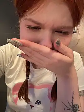Freaky__Nikki - pull down my panties and get in doggy