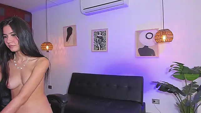 Queen_Wallen - two finger in pussy