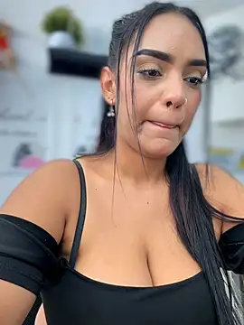 Sara-77 - All naked Squirt Front My Boss🤫-TICKET