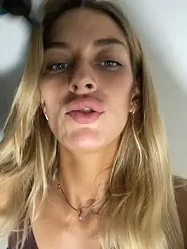 Bellalolahot - Squirt doigtage last tips CRTL 3 min