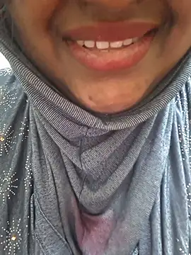 Tamilfathima - Boob milk show