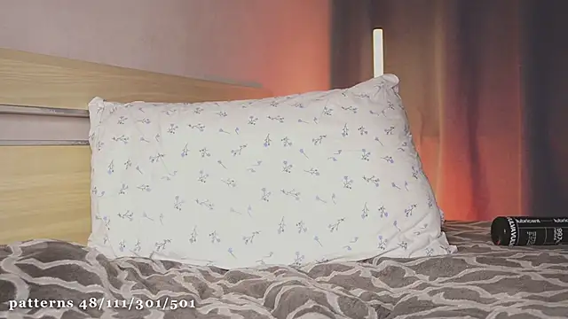 Liassmolly1_couple - countdown10 to 0 with fake sperm face