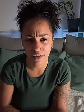 SweetPetiteNoir - Suck my Finger + Dirtytalk 😈