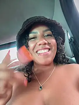 Serena_willow - 2 fingers in the pussy