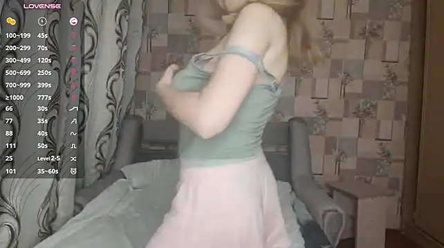 TristaDifillippo - shake my tits