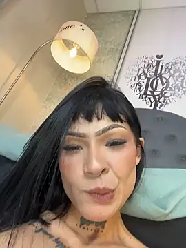 AxaraXXX - CREAMY PUSSY 🔥CLOSE UP🔥 IN PUBLIC