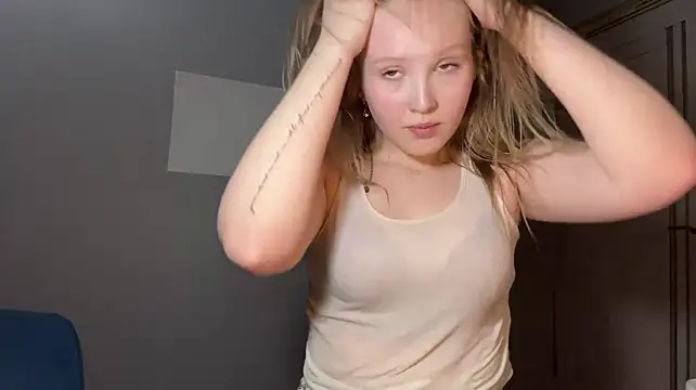 CaritaTorivio - play with my boobs💋
