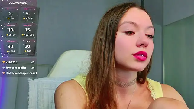 Mia_Skirttt - tease my titts
