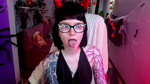 HazelTompson - sensual blowjob