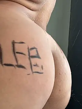 MeggyMae_ - OIL ON ASSHOLE 🍑💧