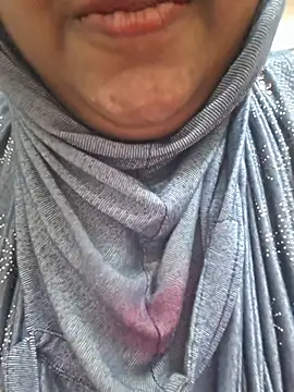 Tamilfathima - Boob milk show