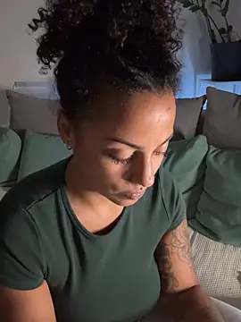 SweetPetiteNoir - Suck my Finger + Dirtytalk 😈