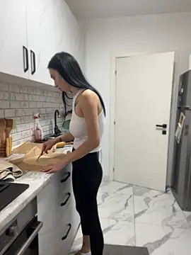 Celine_Roxelle - come and say hy