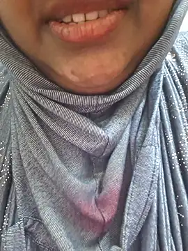 Tamilfathima - Boob milk show