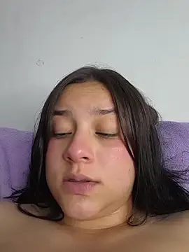 EmilyRoy77 - Finger in ass
