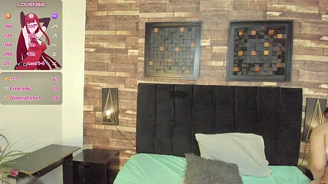 Aurora__23 - Rub clit👅