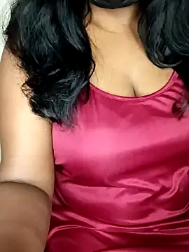 Mallu_karthika - Oil my boobies