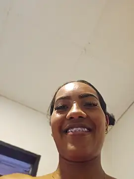 Brenda_Mcfly - UNLIMITED toy control until squirt 💦🥵