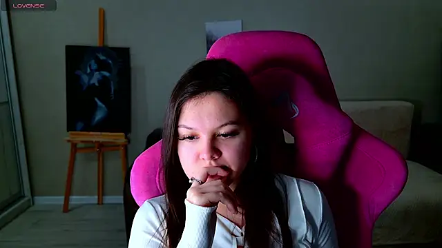 DelarySong - striptease