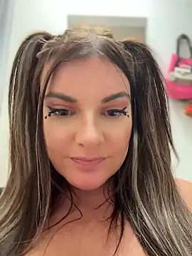 JessycaFlame - Pussy vaccum and squirt