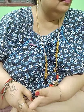 Tamil-mayasri - boobs oil