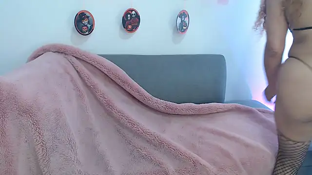 Kate_most1 - show boobs