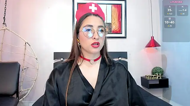 _LaraMom_ - Play Ice In My Boobs 🔥