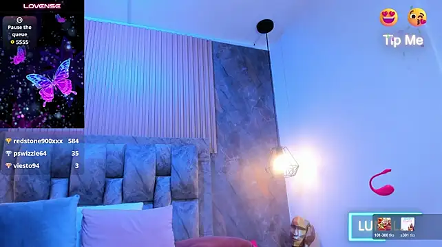 Luna_lat - ice on my tit
