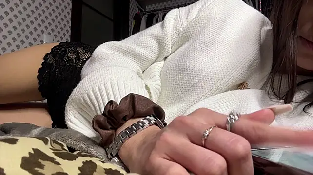 ALittleSurprise - 💓kiss a camera and chock me up💓