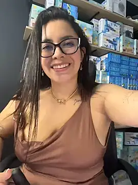 Miss_Bella_Flame - SHOW MY BIG MELONS + PLAY WITH NIPPLES