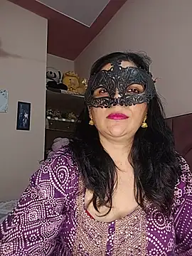 BhabhiPooja69 - boobs show