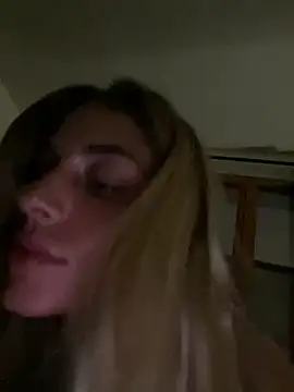 Bellalolahot - Un doigts anal Squirt