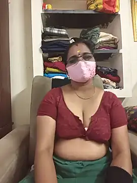 Tamilyazhini19