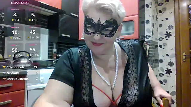 Lisa_Suzie - I'll take off my dress