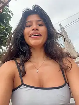 Sexi_noemi - naked, sucking a dildo while on her knee