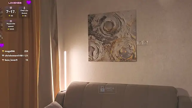 Kaattee - eye contact