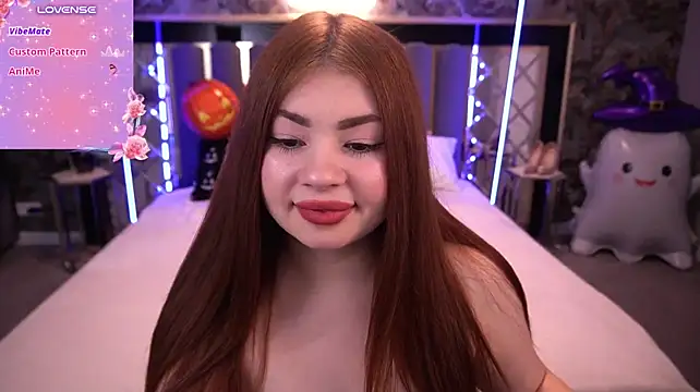 RosaAmour - show breasts