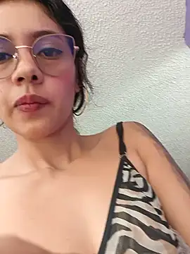 Alebabyhot - Show tits