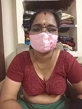 Tamilyazhini19