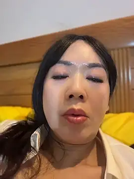 Hongxing188 - 完成目标：M腿、骑乘视角、后入视角、手指入穴、疯狂揉捏奶子、BB坐脸、比奶心